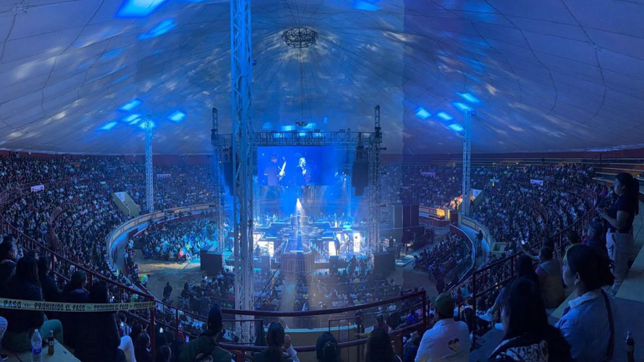 Huamantla vivió una noche histórica: Mijares conquista corazones en un inolvidable festejo del día de las madres