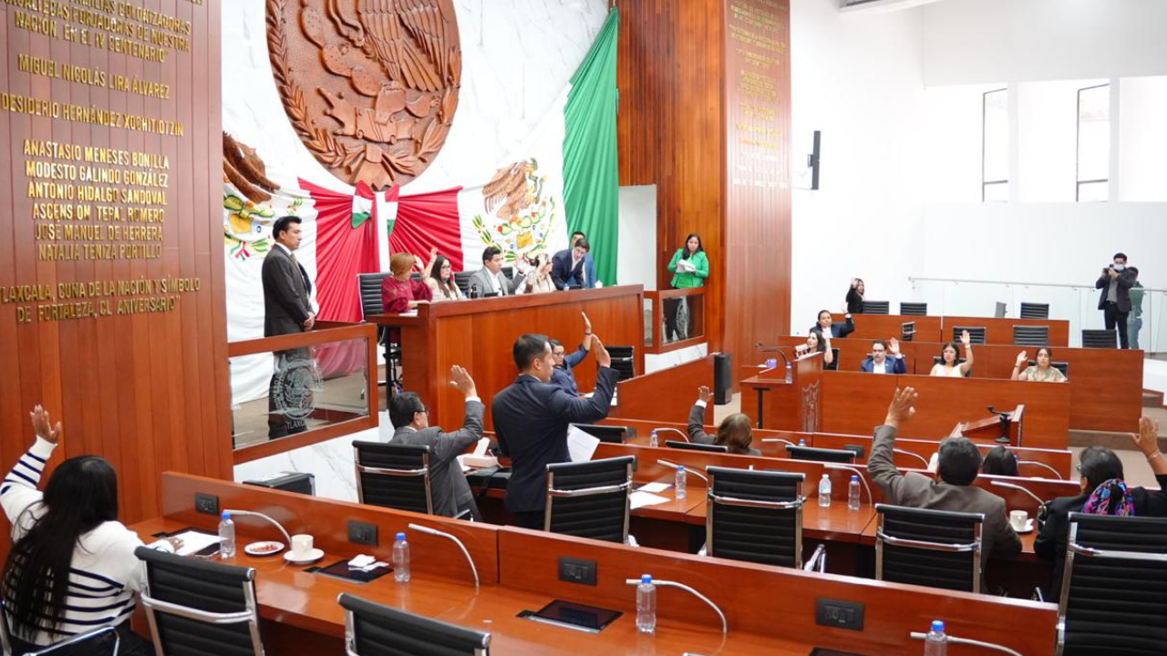 La LXV Legislatura del Congreso del Estado, autoriza al Municipio de Ixtenco desincorporar unidades vehiculares del patrimonio municipal