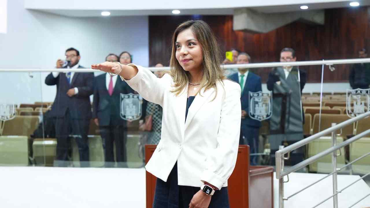 Congreso del Estado toma protesta a María José Castillo Ruiz como Juez Civil y Familiar del Distrito Judicial de Xicohténcatl
