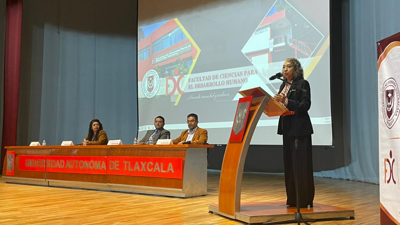 UATx y SEPE-USET impulsan actualización para docentes de educación especial