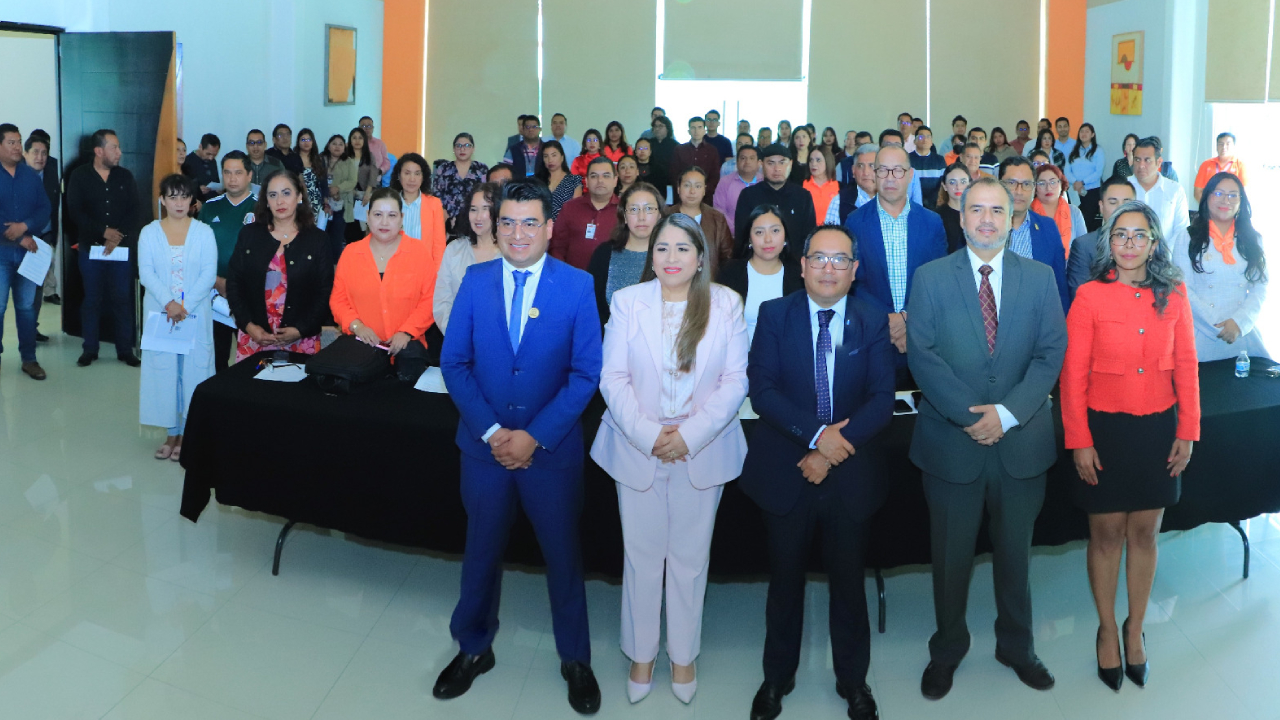 En foro de la UATx Abordan gobierno abierto e integridad pública