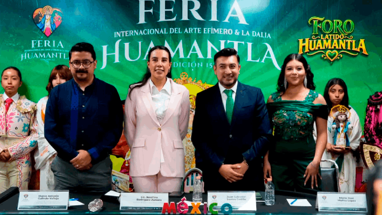 Chava Santos lleva a Huamantla al escenario nacional; Sectur federal destaca a Huamantla en la presentación de su feria 2026