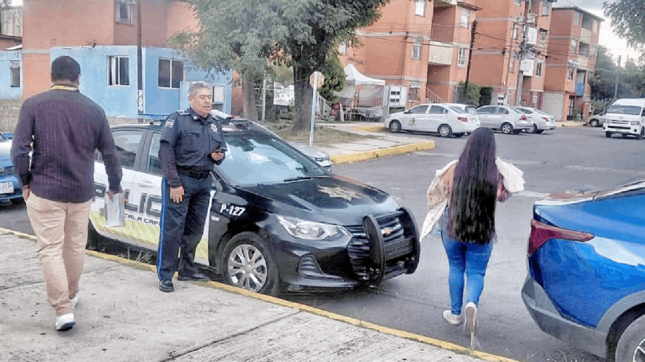 Juzgado y policía municipal de Tlaxcala brindan acompañamiento para la restitución de una niña a su madre
