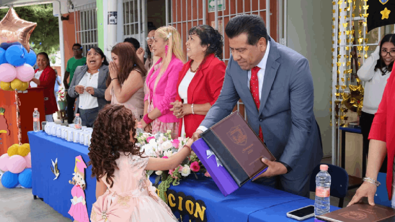 Apoyar a las familias y garantizar la educación es consolidar el segundo piso de la transformación de Carlos Augusto