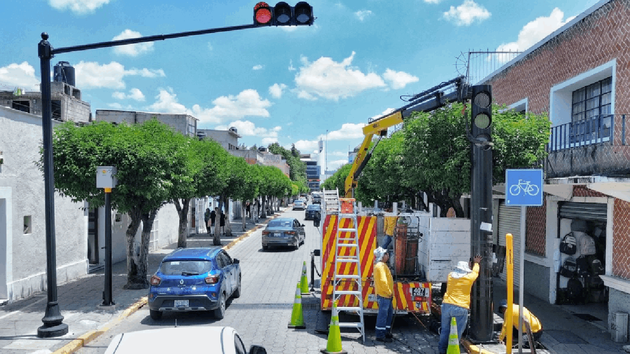 Gracias a gestión de Alfonso Sánchez García ante la SMYT ayuntamiento de Tlaxcala inicia la modernización de semáforos