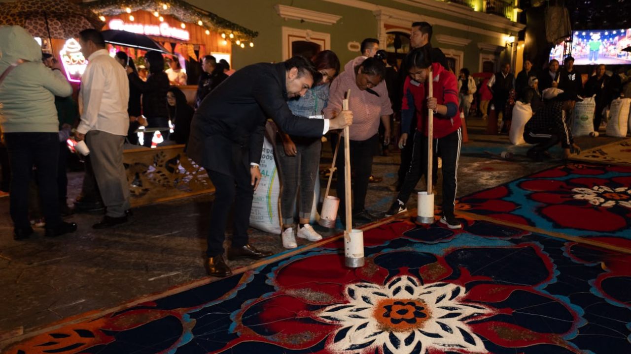 Chava Santos participa junto a las familias huamantlecas en La Noche que Nadie Duerme