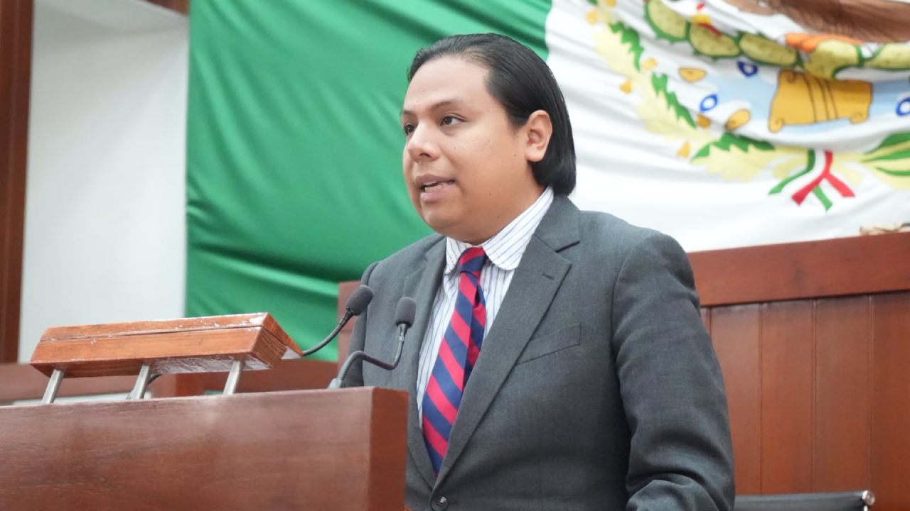 Presenta Comisión de Asuntos Electorales propuesta de reforma electoral en el congreso