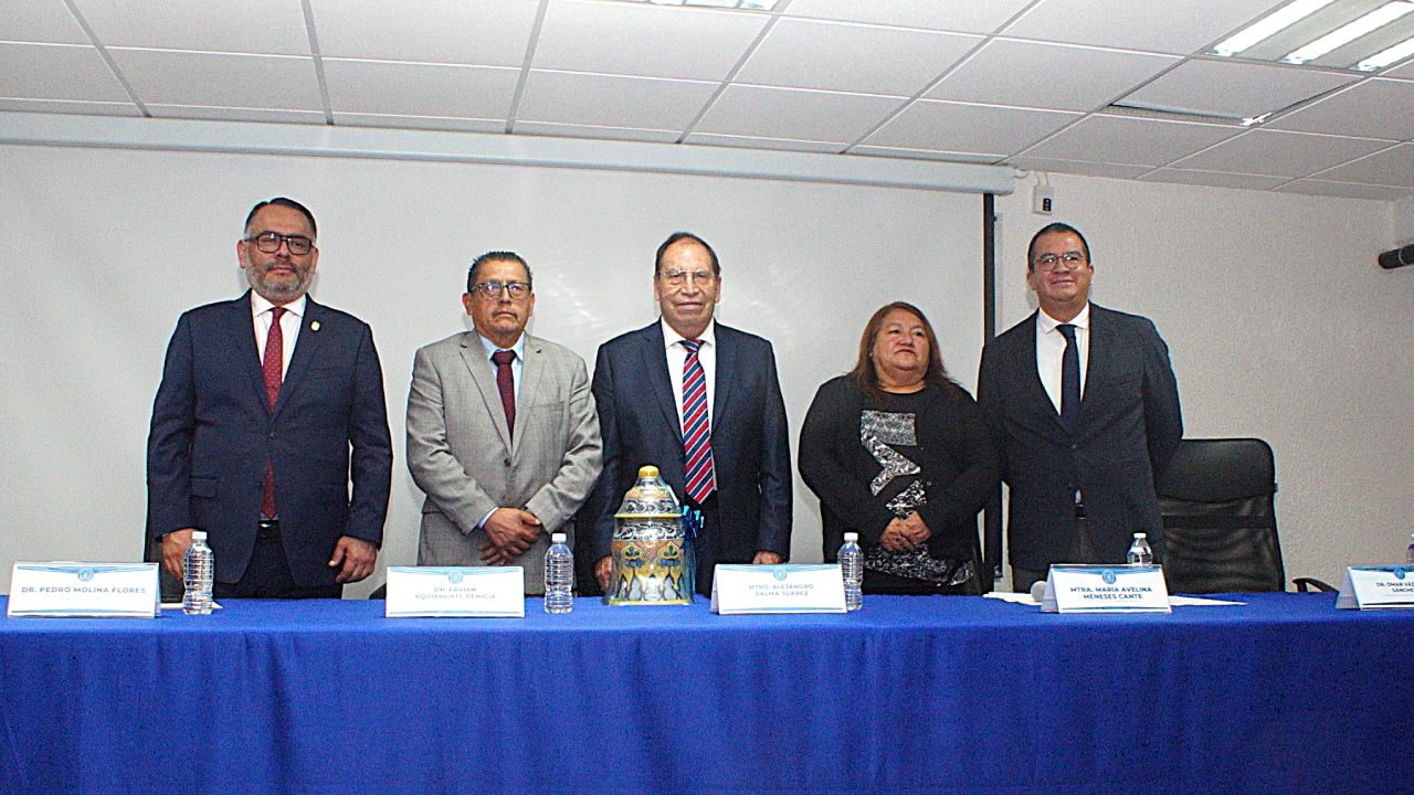 La UATx fortalece capacidades de servidores públicos en argumentación jurídica