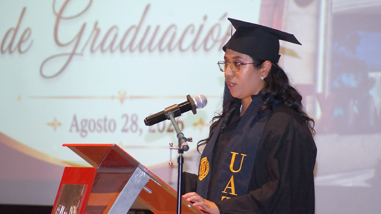 Celebra la FCBIyT-UATx  el logro compartido de sus nuevos egresados de licenciatura y maestría
