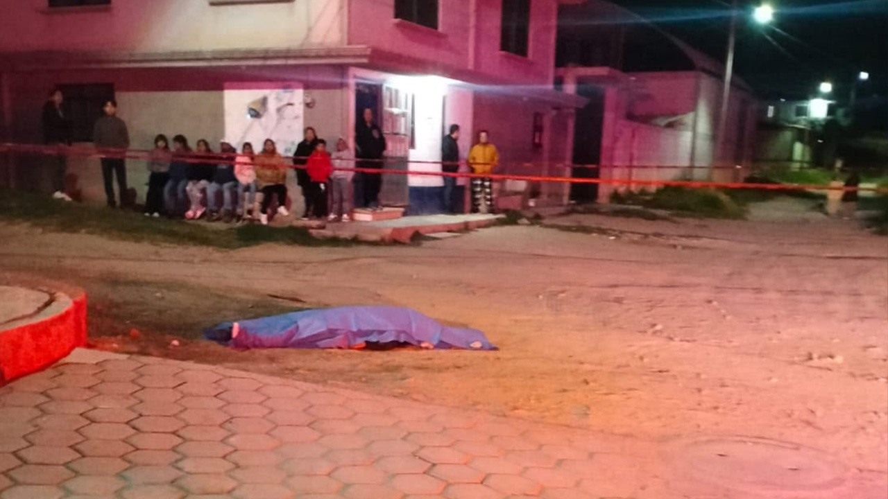 Autoridades de Huamantla atienden reporte de probable atropellamiento en Carmen Xalpatlahuaya