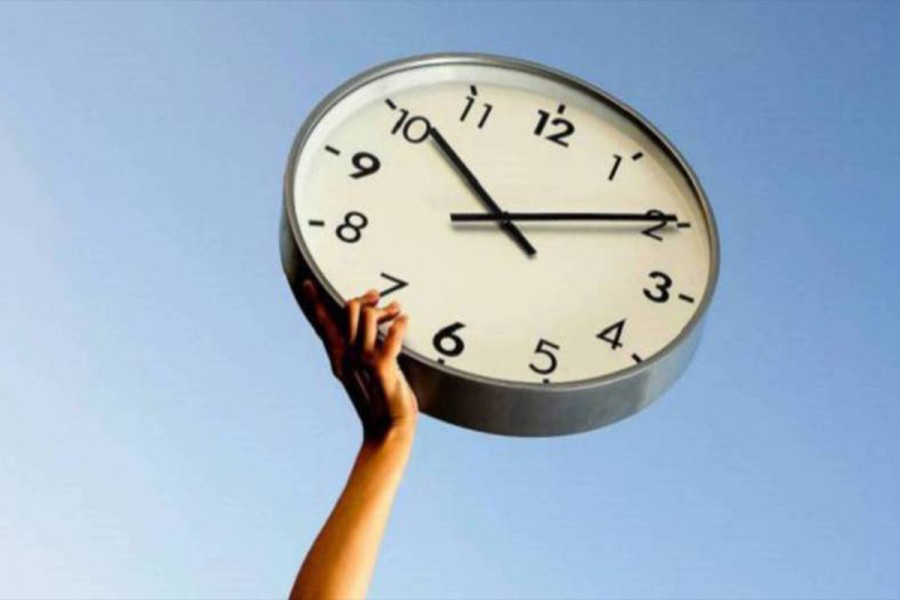 Horario de verano para siempre, senadores presentan proyecto de Ley para quitar una hora en el reloj de EU