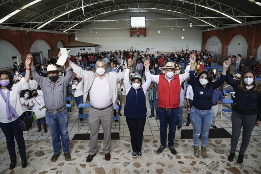 Anabell Ávalos visita Calpulalpan