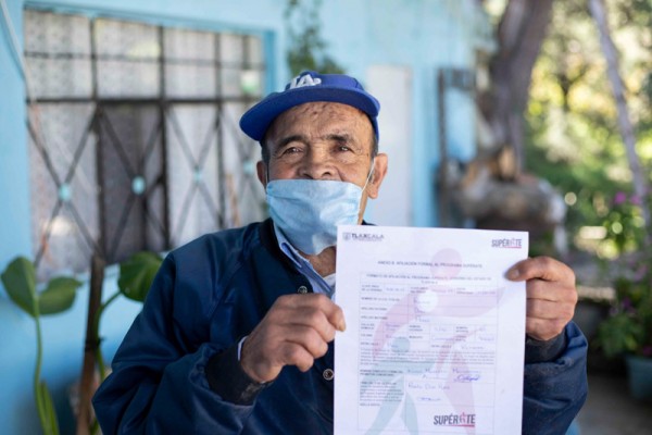 Realiza “Supérate” afiliación de familias en pobreza extrema de Cuaxomulco