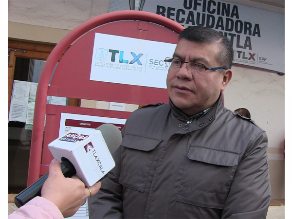 Invita @Secte1 a la población a hacer uso de la línea telefónica para quejas y denuncias @GobTlaxcala