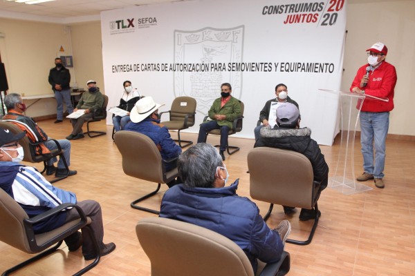 Respalda @SEFOATLX a ovinocultores con semovientes y equipo @GobTlaxcala